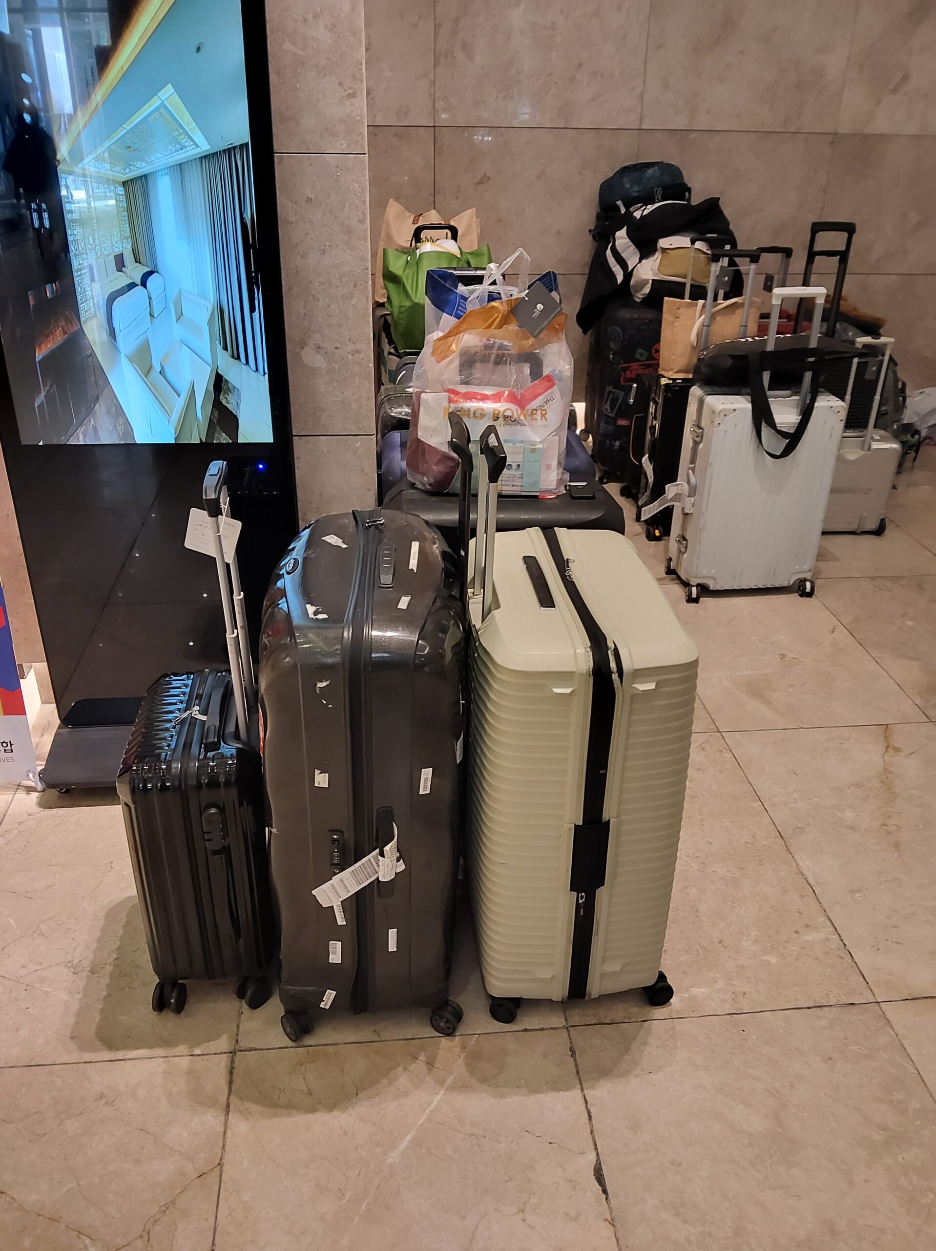 ホテル配送ならSPOT・TRIP EASY・LuggAgentがおすすめ